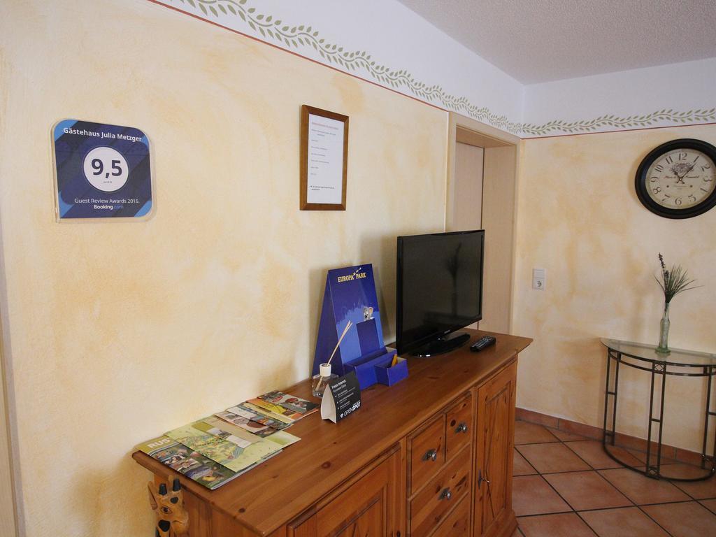 Ferienwohnung Julia Metzger Руст Екстериор снимка